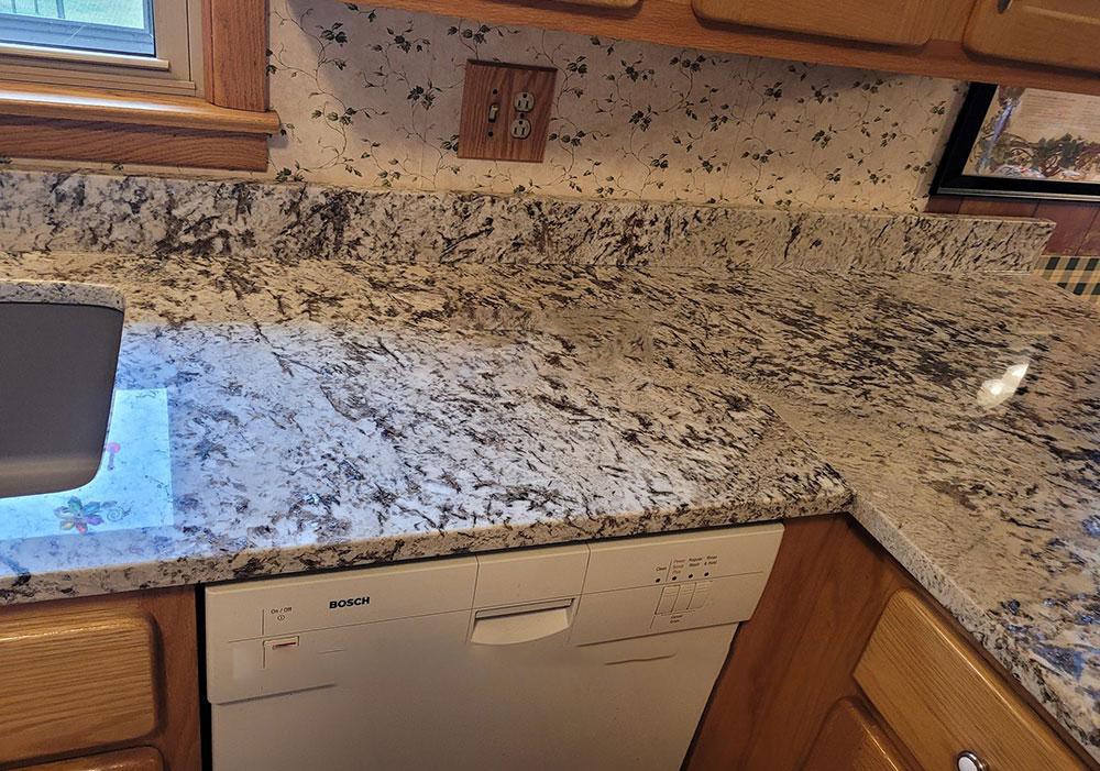 Đá Granite Alaska Trắng - Ảnh 2